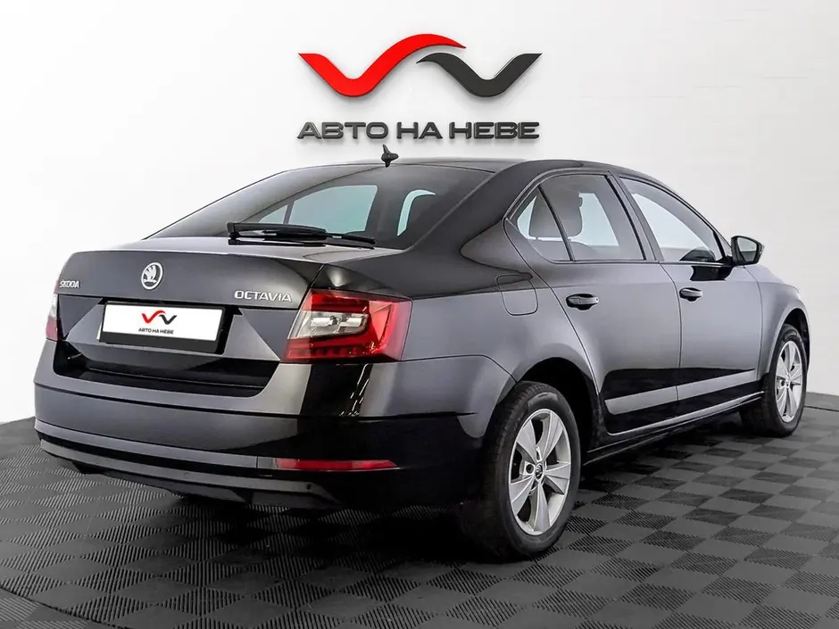 «Авто на Неве»