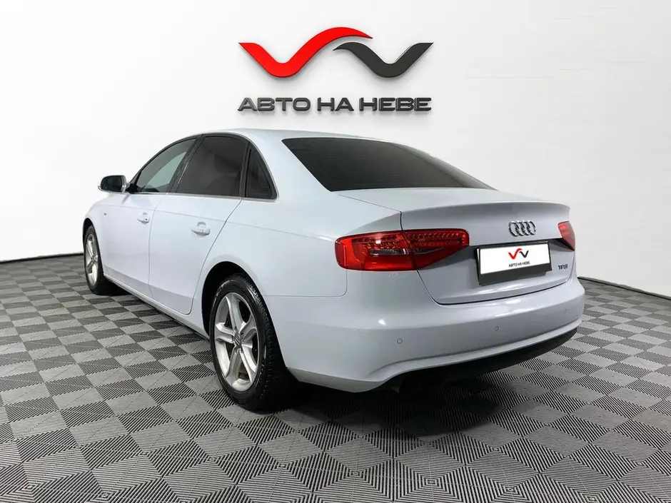 «Авто на Неве»