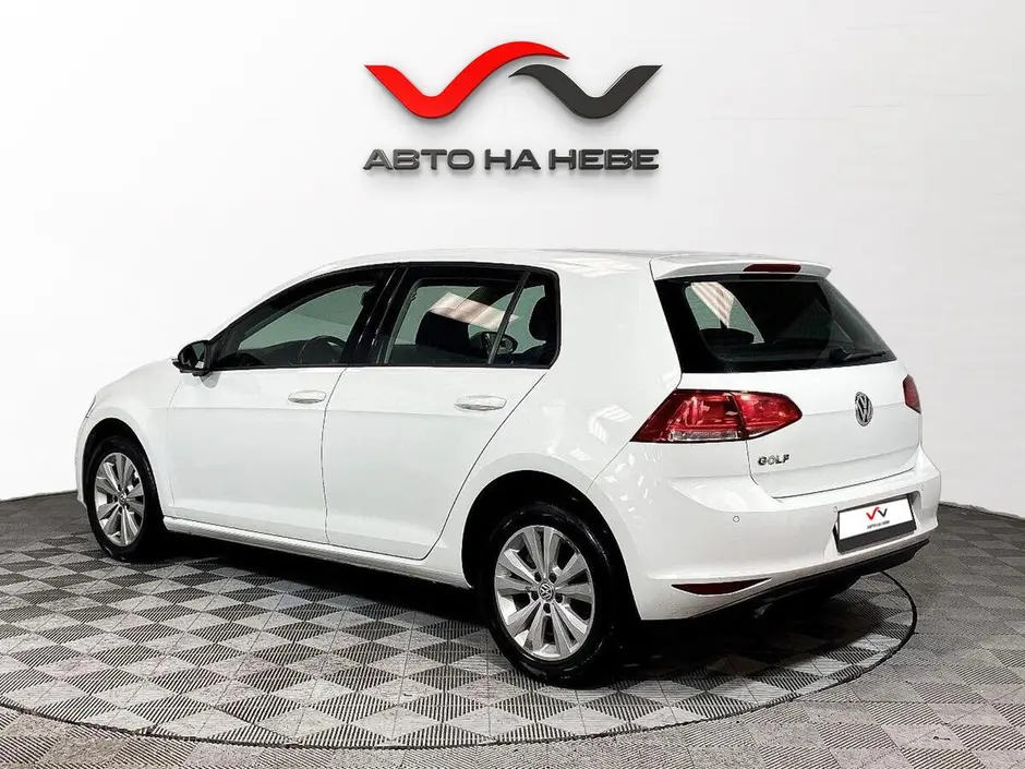 «Авто на Неве»