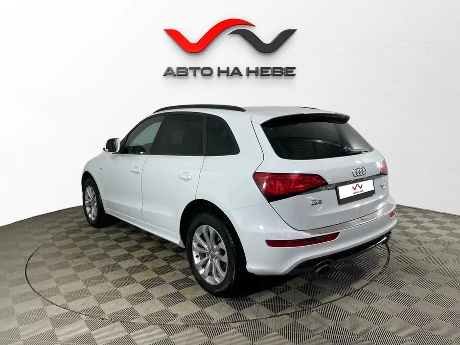 «Авто на Неве»