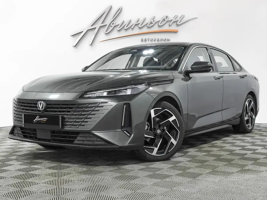 Changan Lamore, 2023 г.
