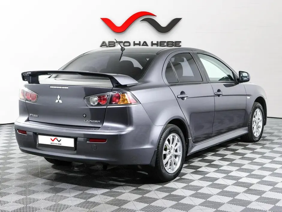 «Авто на Неве»