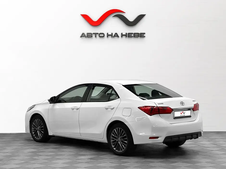 «Авто на Неве»