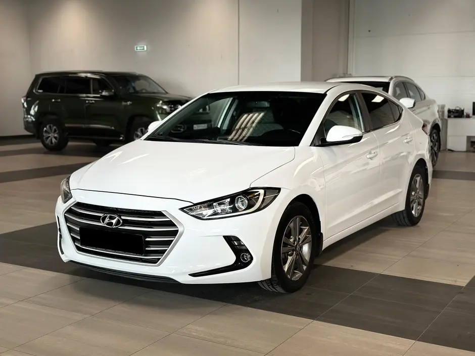 Hyundai Elantra, 2018 г.