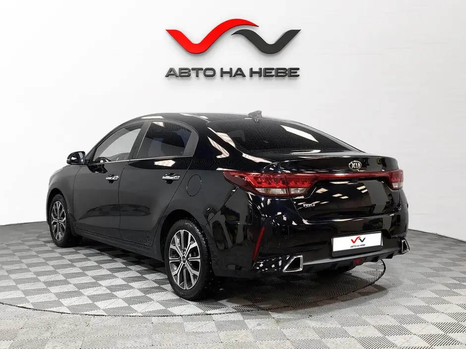 «Авто на Неве»