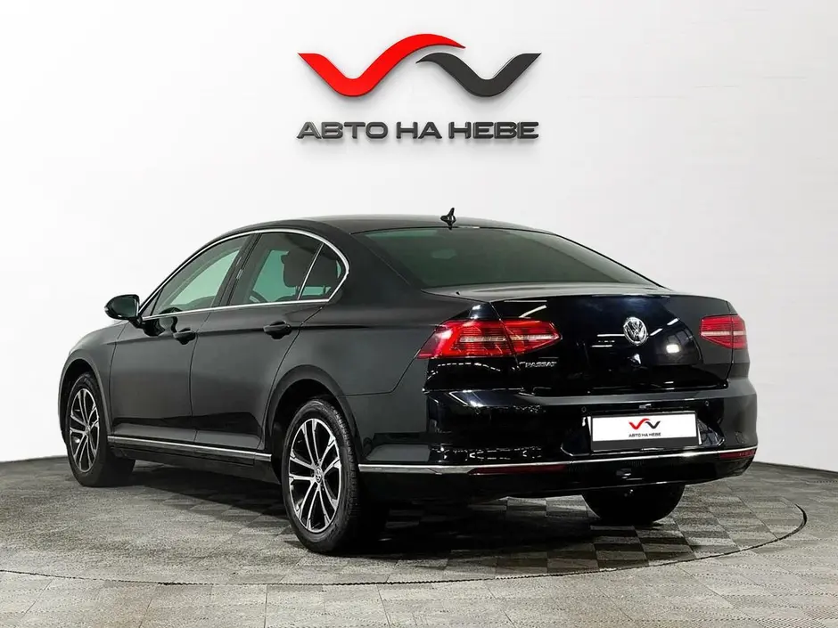 «Авто на Неве»
