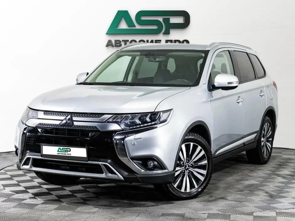 Mitsubishi Outlander, 2018 г.