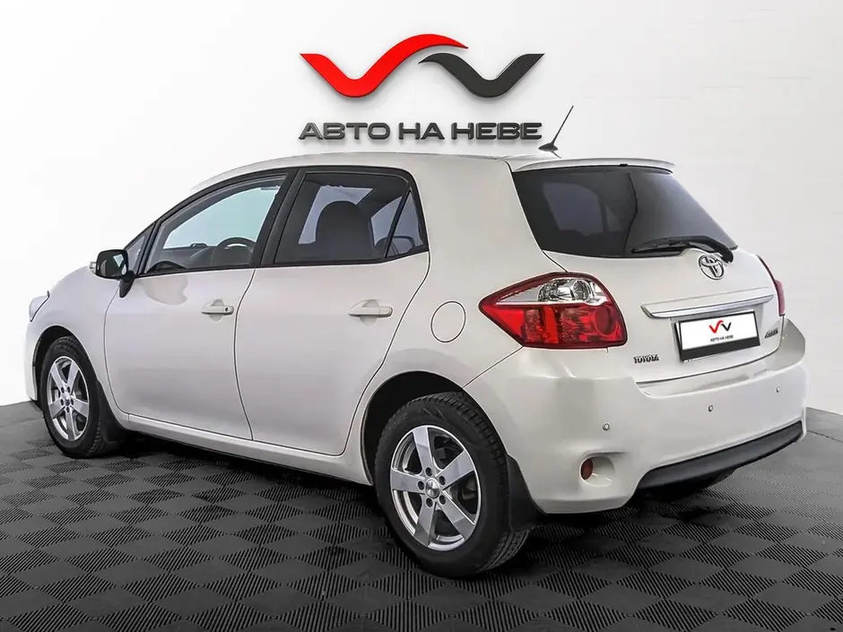 «Авто на Неве»