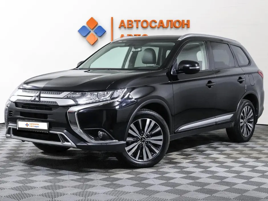 Mitsubishi Outlander, 2020 г.
