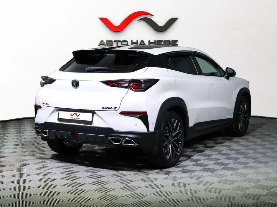 «Авто на Неве»