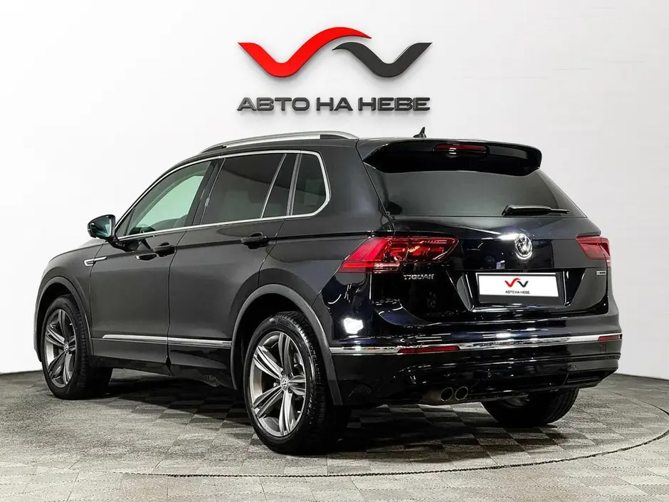 «Авто на Неве»