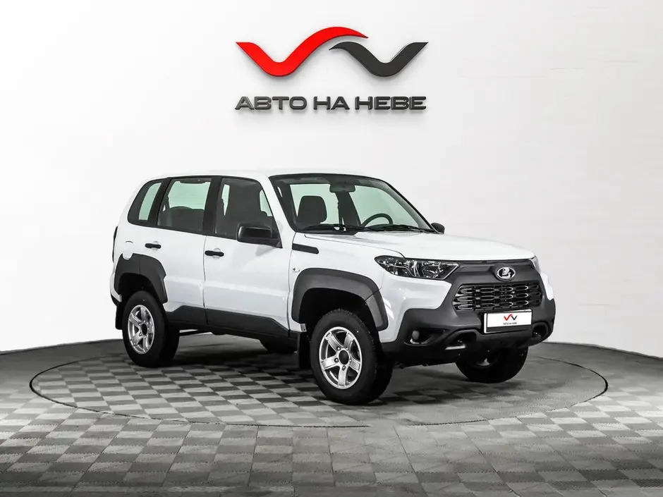 «Авто на Неве»