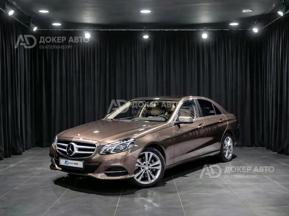 Mercedes-Benz E-Класс, 2015 г.