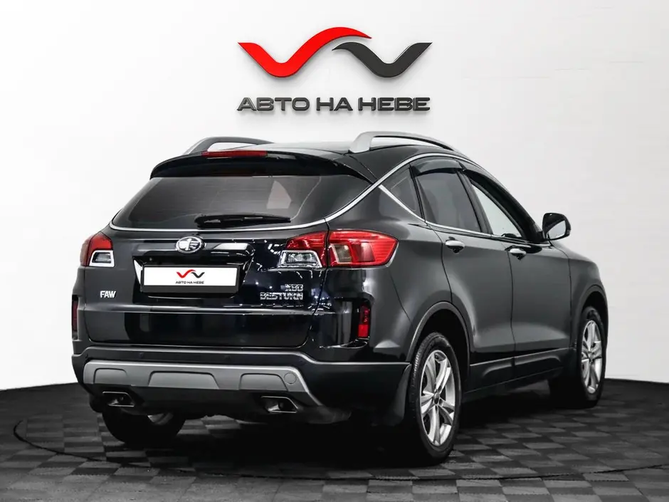 «Авто на Неве»
