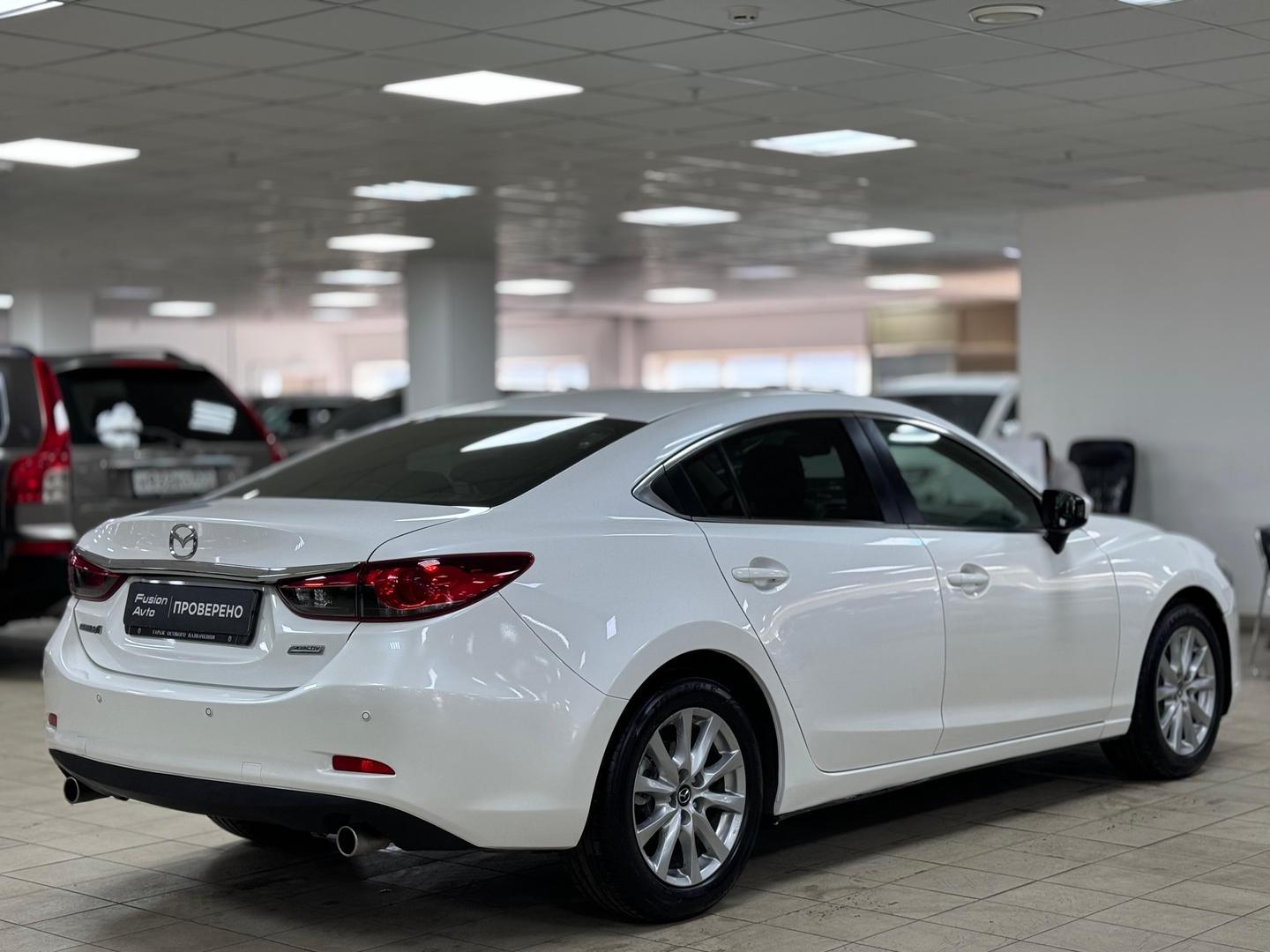 Mazda 6