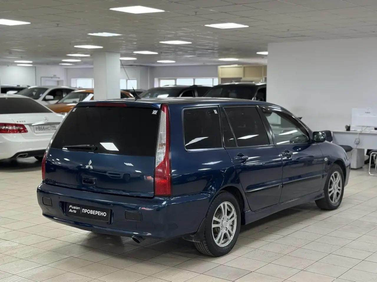 Mitsubishi Lancer