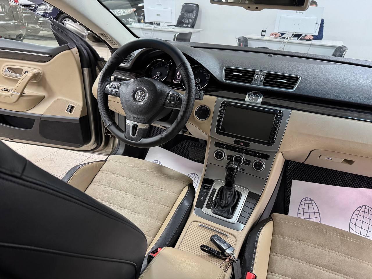 Volkswagen Passat CC