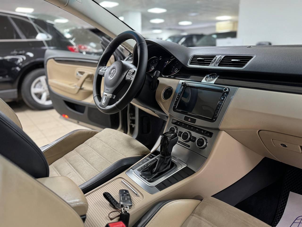 Volkswagen Passat CC
