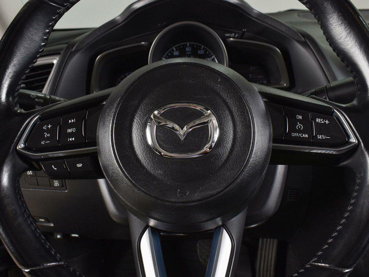 Mazda 3, 2017