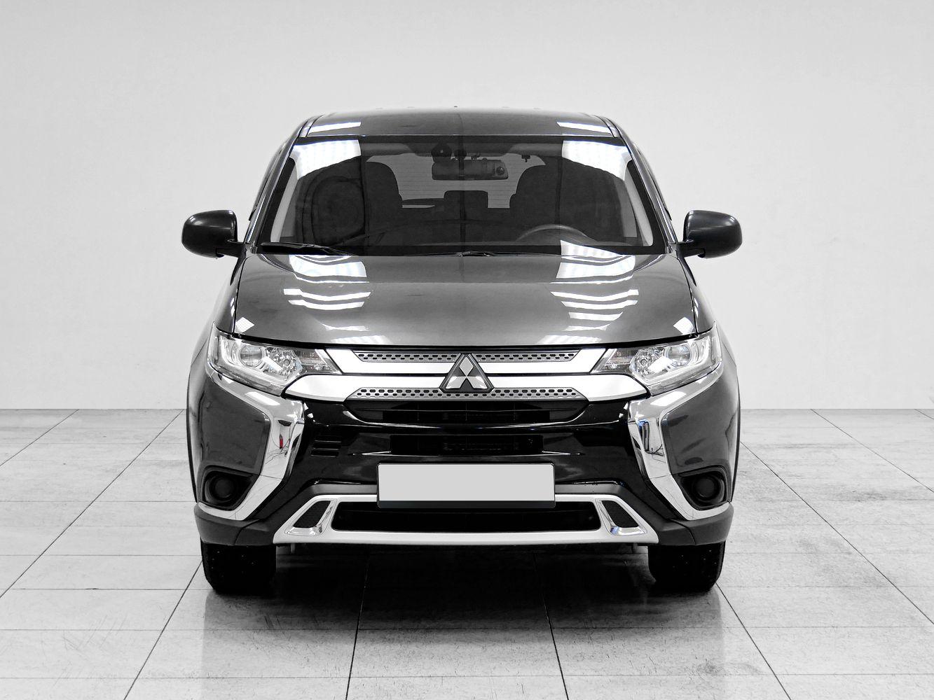 Mitsubishi Outlander, 2020