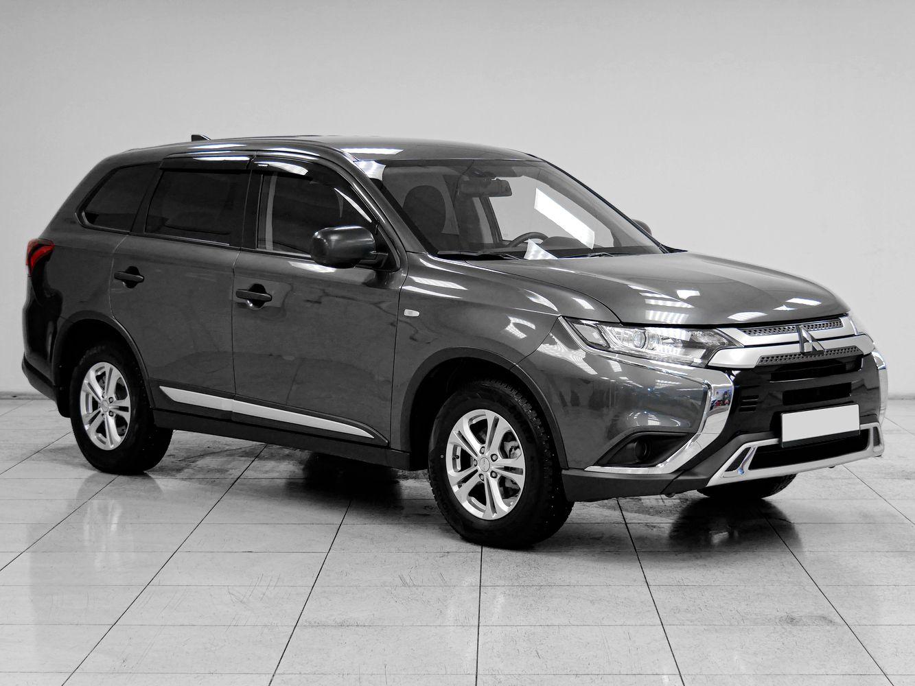 Mitsubishi Outlander 2020