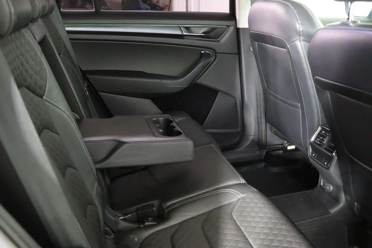 фото автомобиля 12