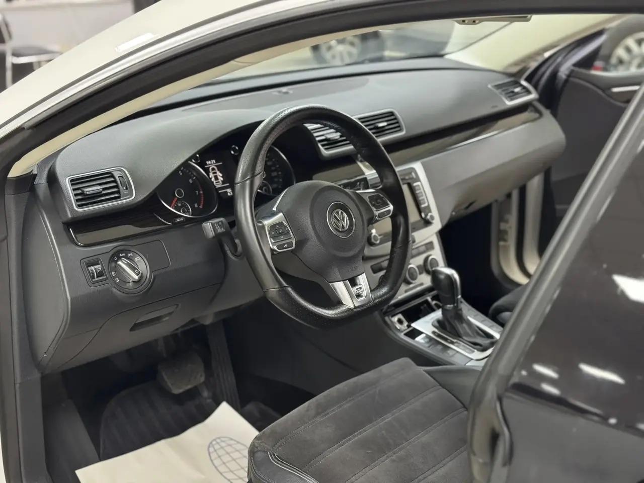 Volkswagen Passat CC