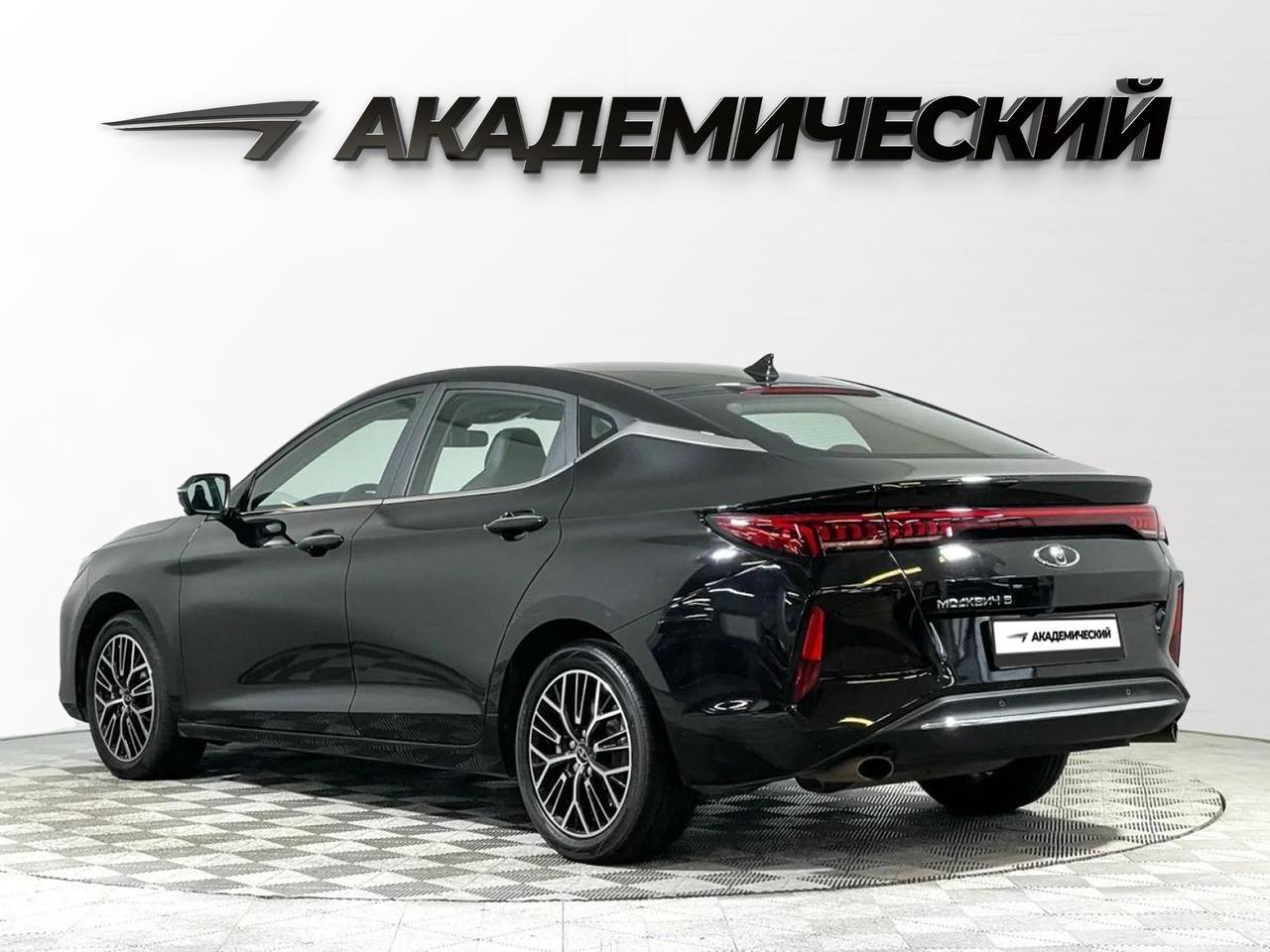 фото автомобиля 3