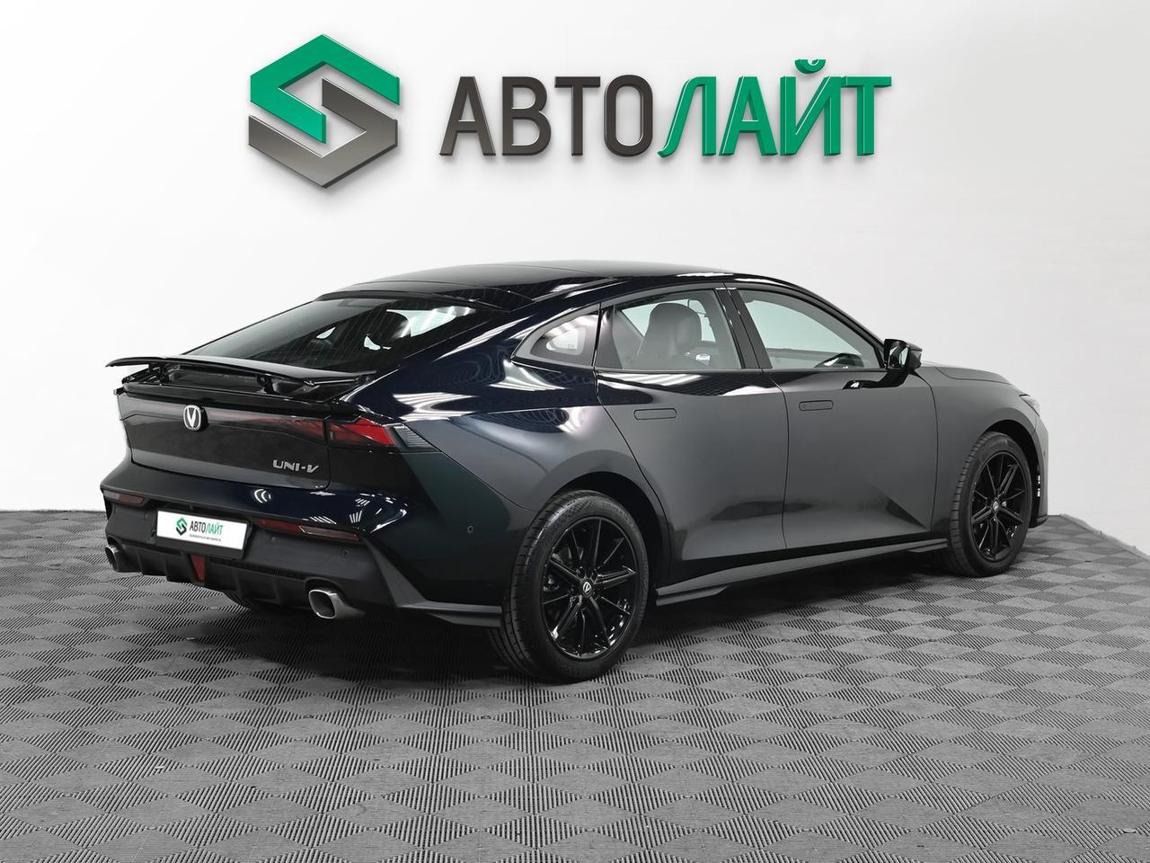 фото автомобиля 1