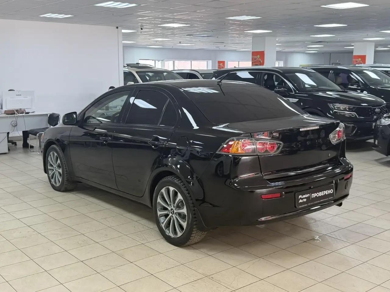 Mitsubishi Lancer