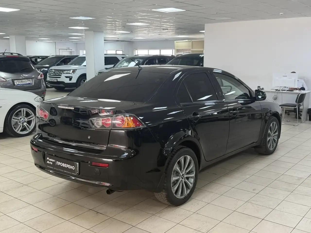 Mitsubishi Lancer