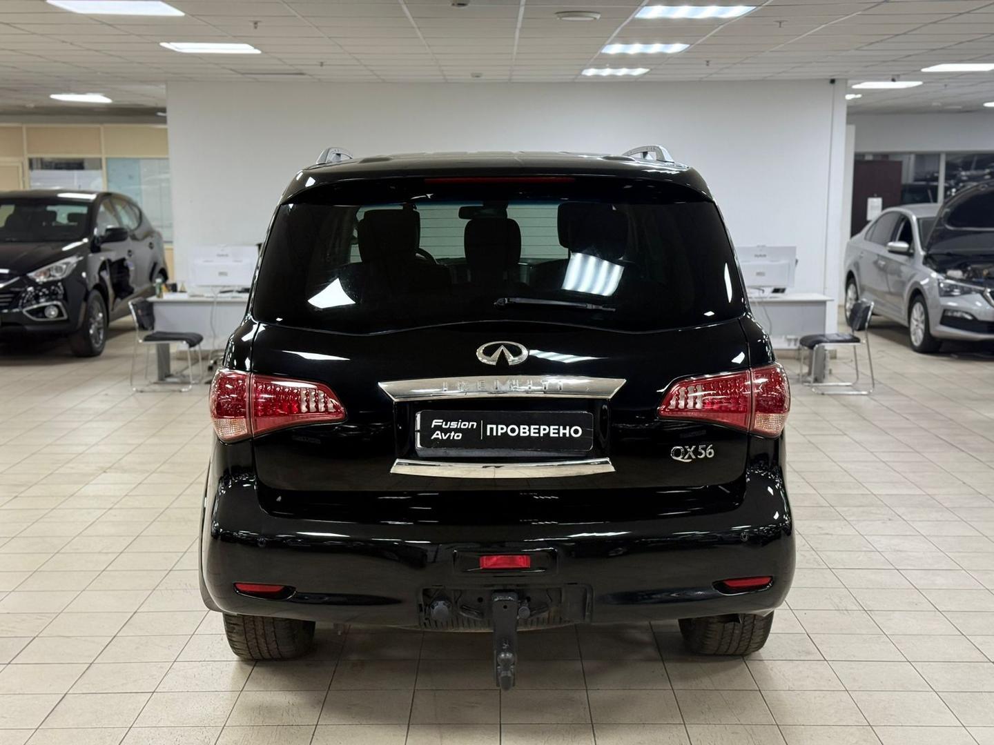 Infiniti QX56