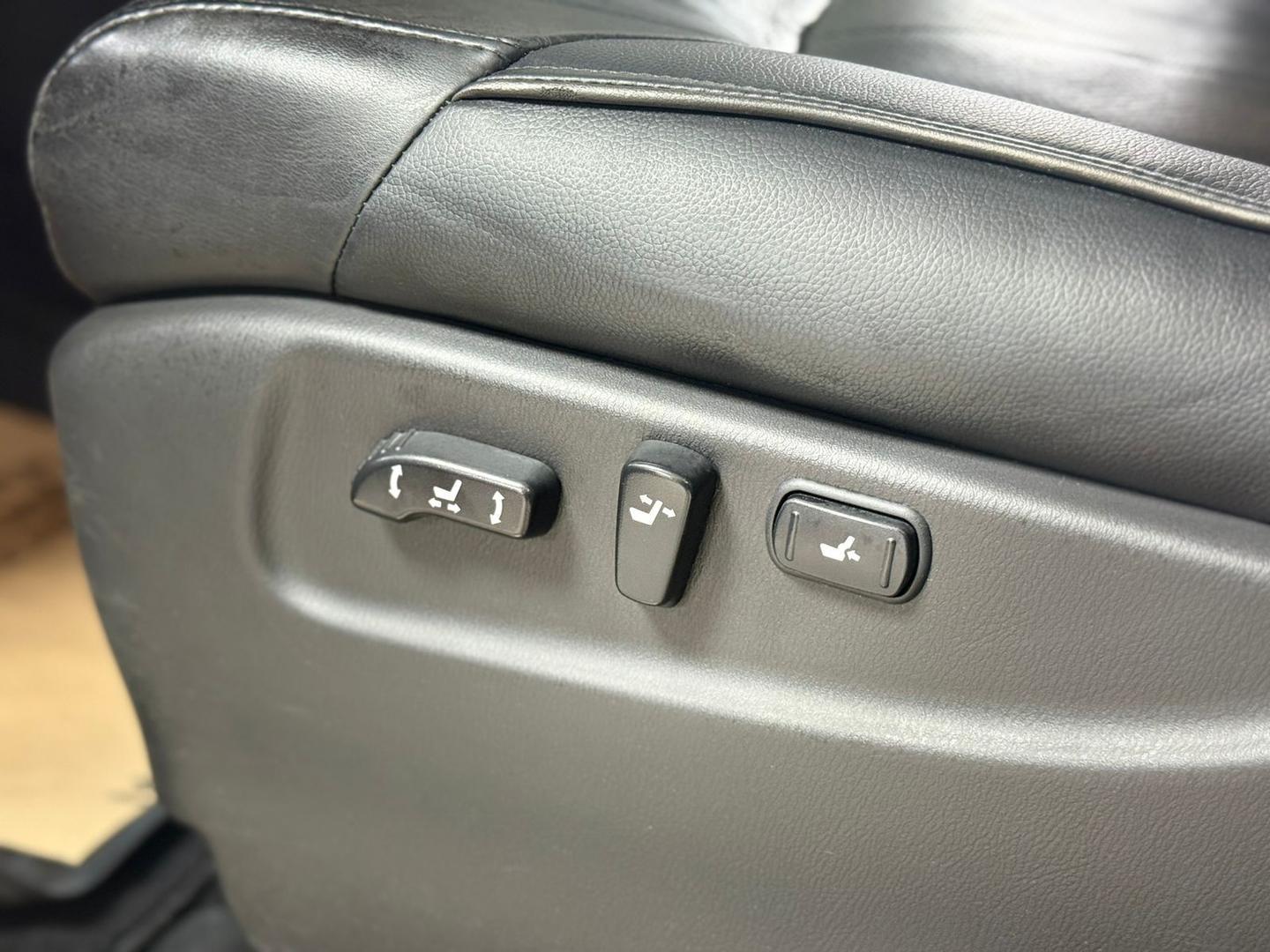 Infiniti QX56