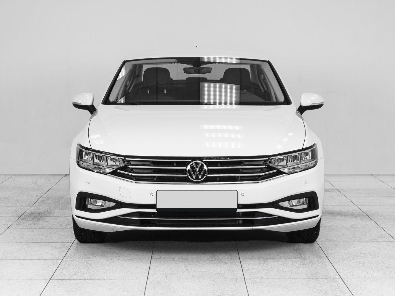 Volkswagen Passat, 2021