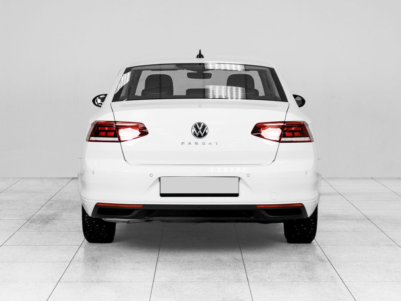 Volkswagen Passat, 2021