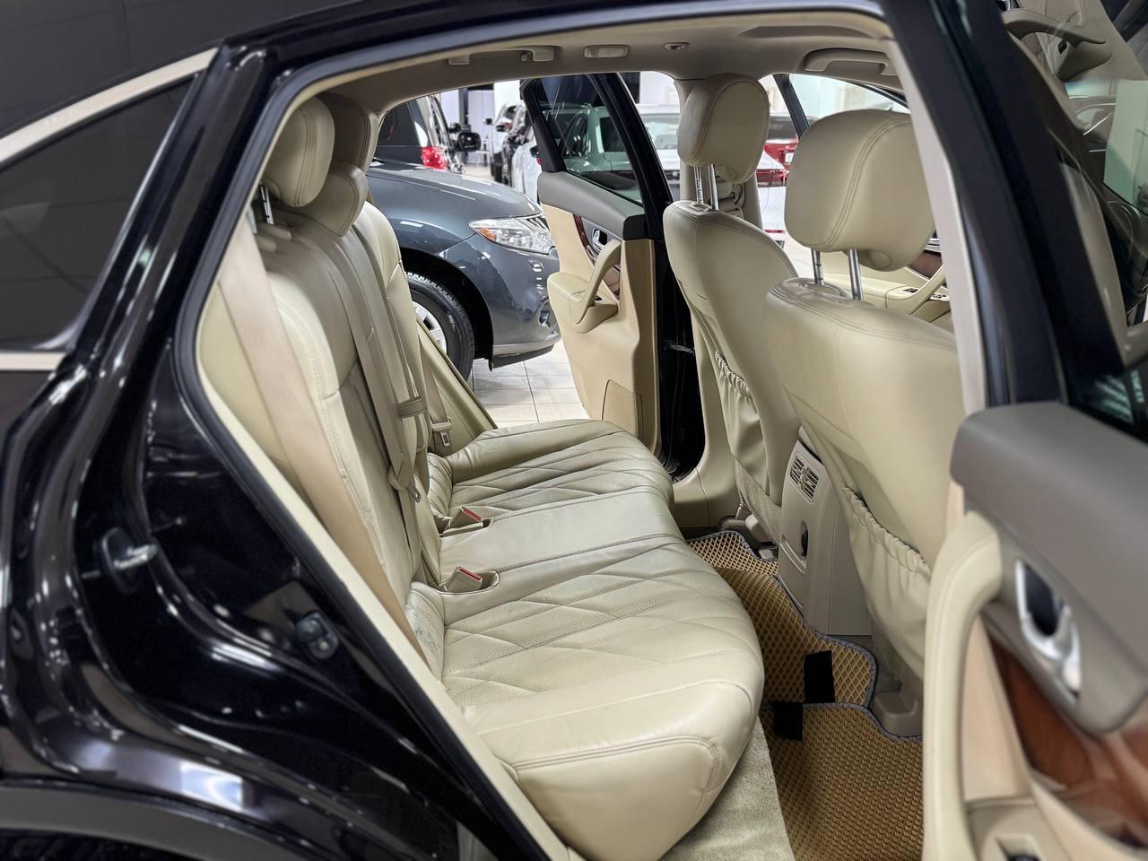 Infiniti FX