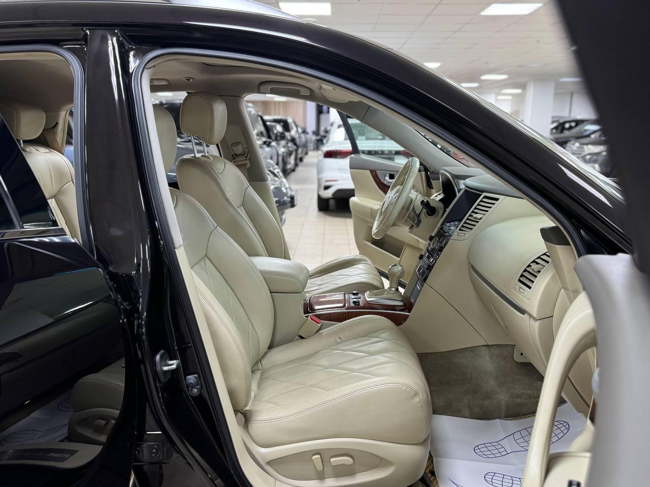 Infiniti FX