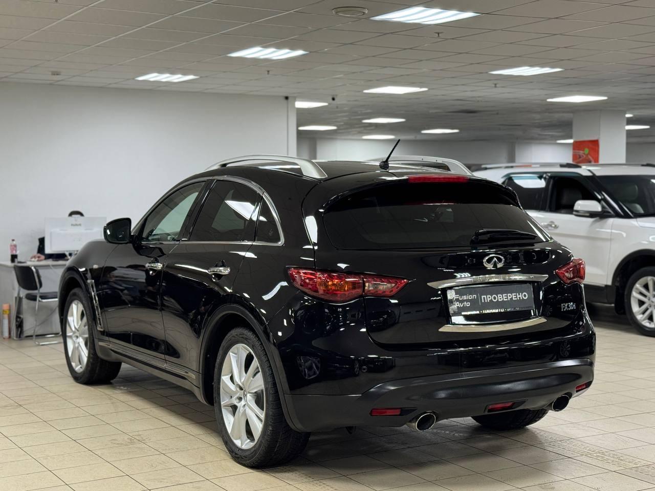 Infiniti FX