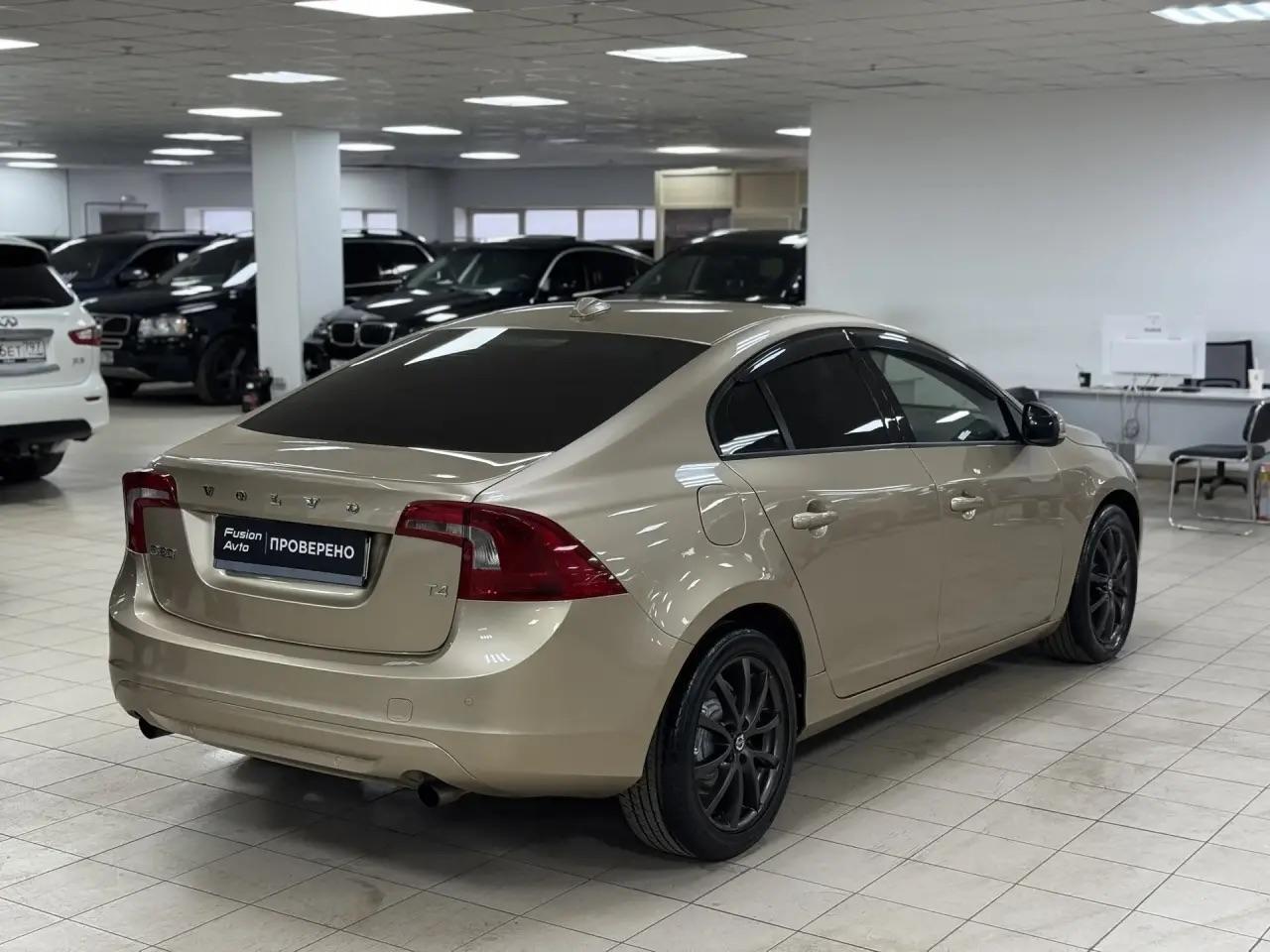 Volvo S60