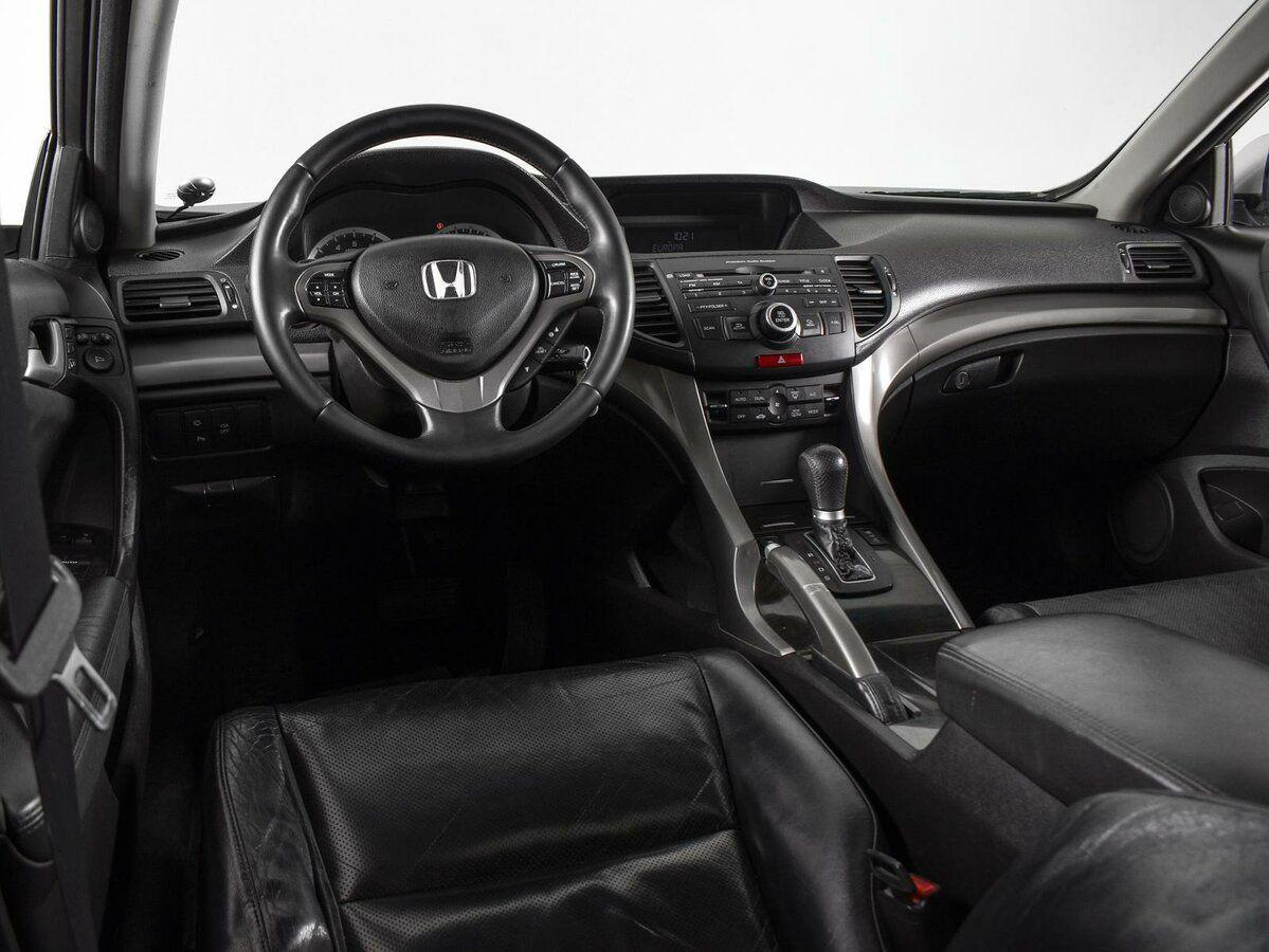 Honda Accord, 2010