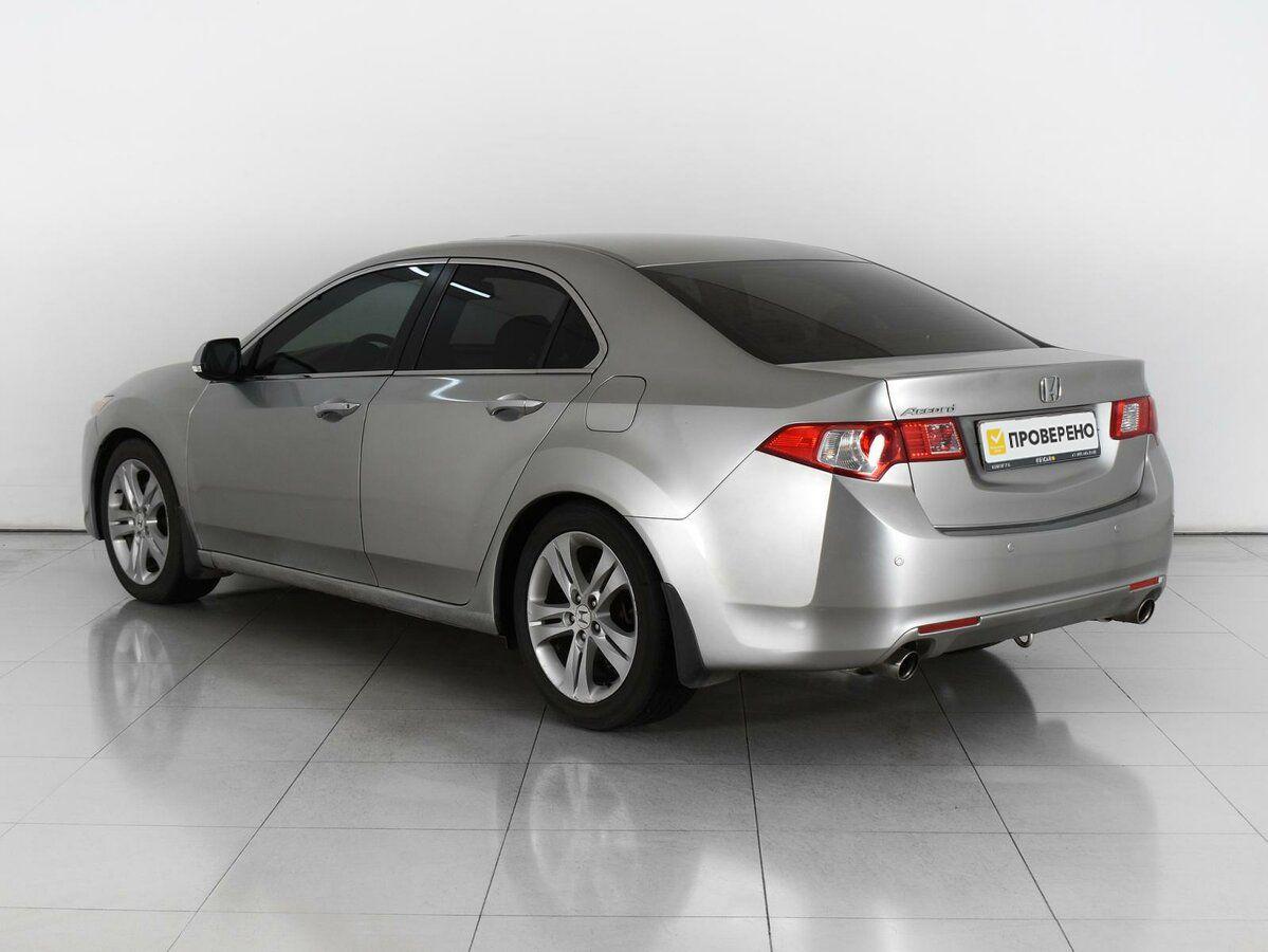 Honda Accord, 2010