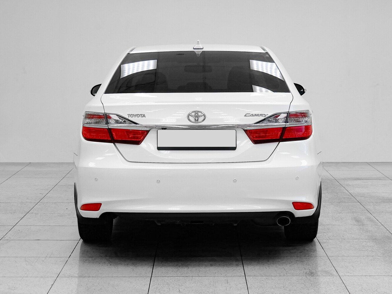 Toyota Camry, 2017