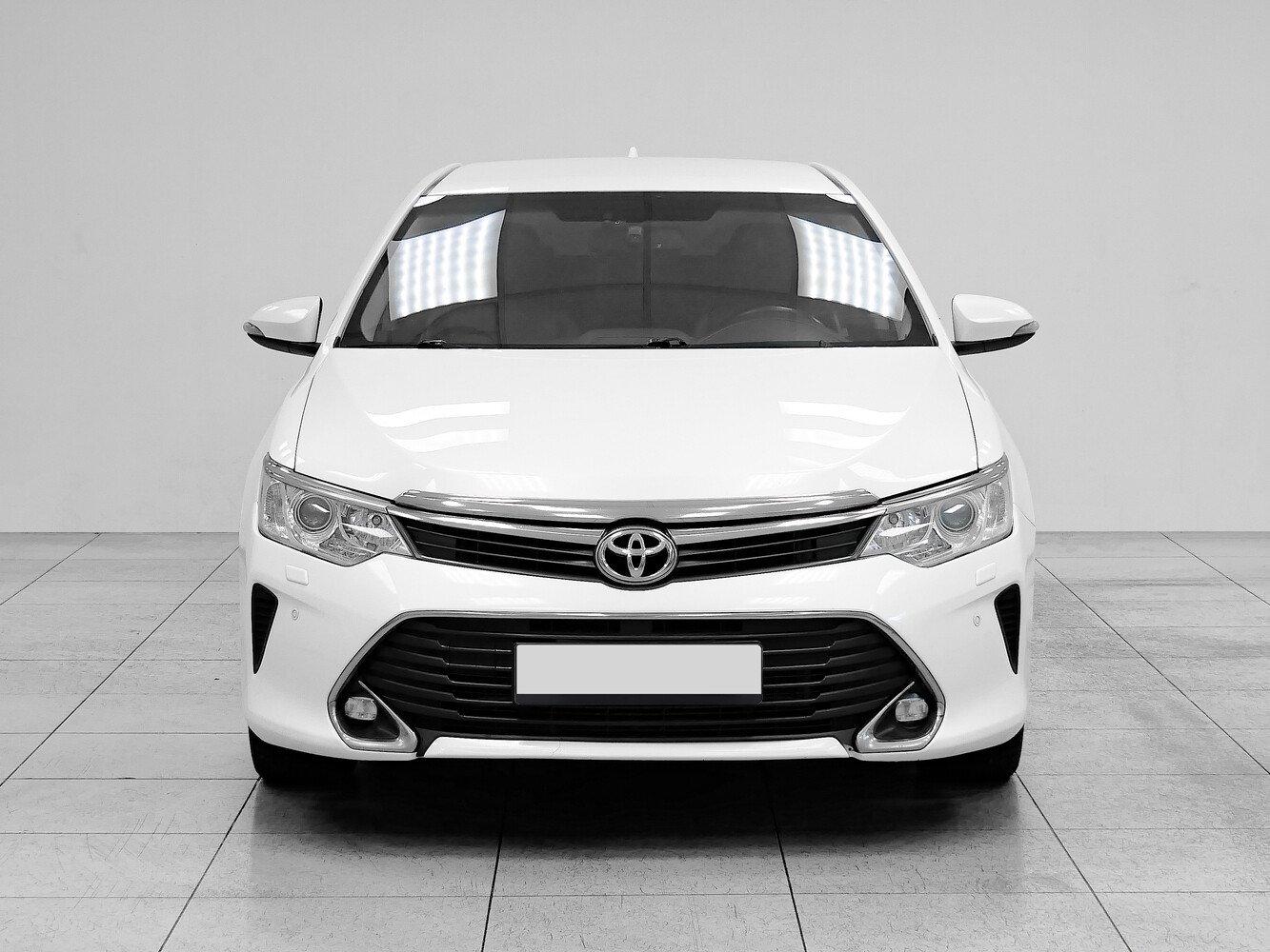 Toyota Camry, 2017