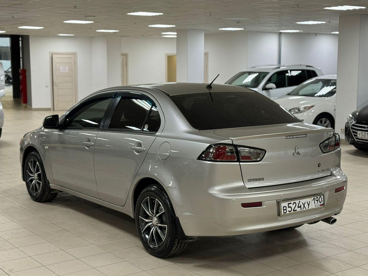 Mitsubishi Lancer