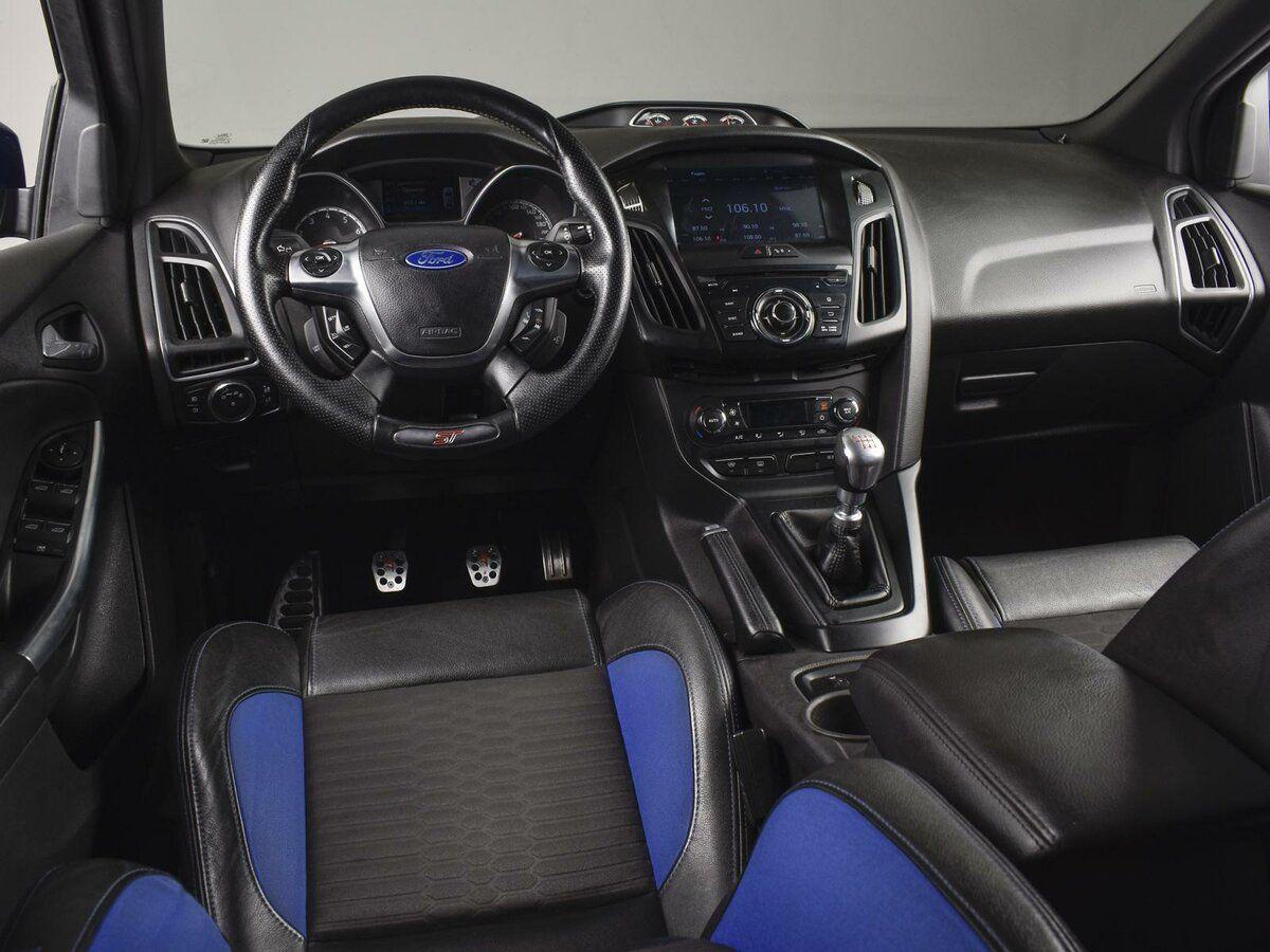 Ford Focus ST, 2014