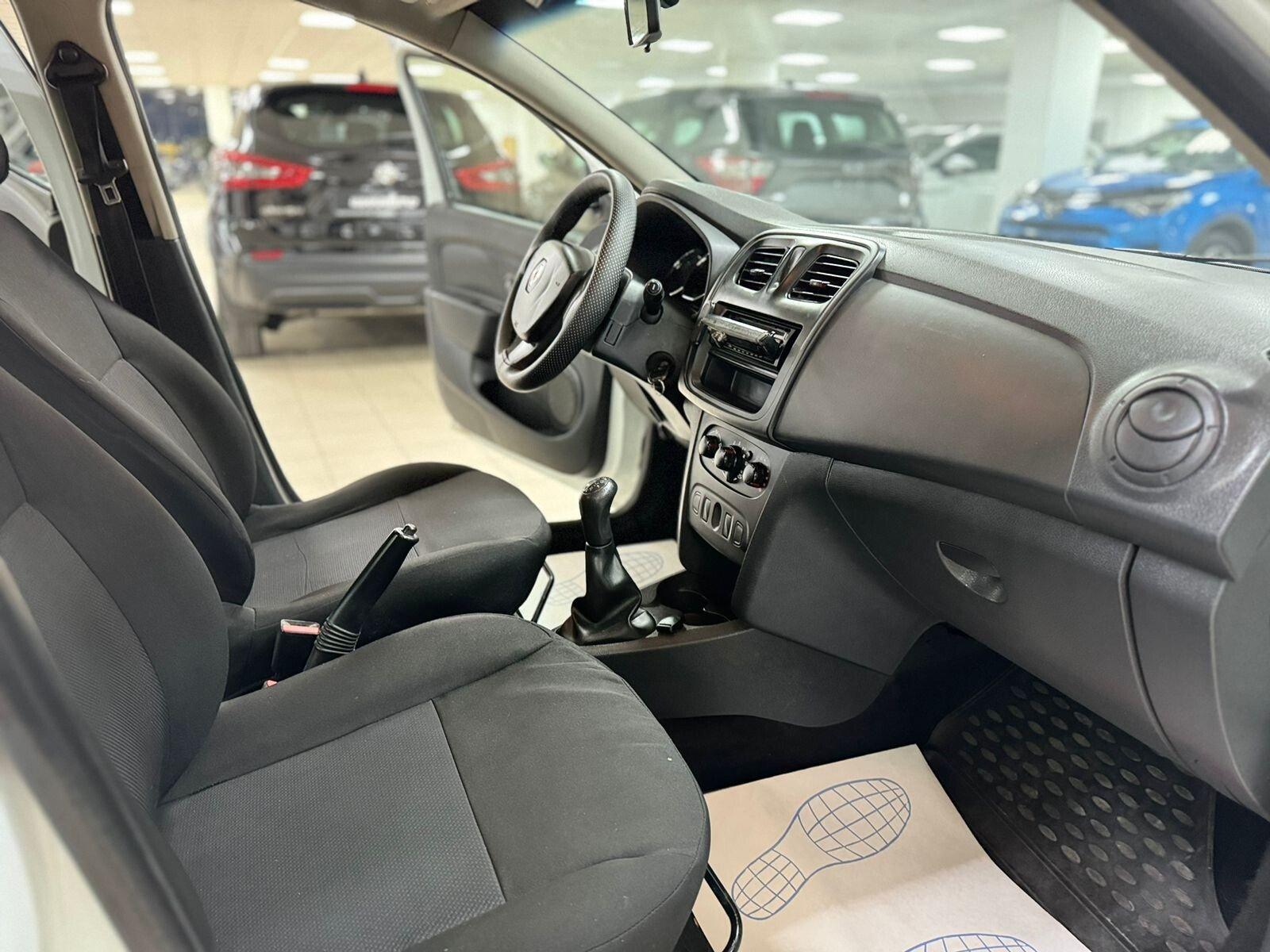 Renault Logan