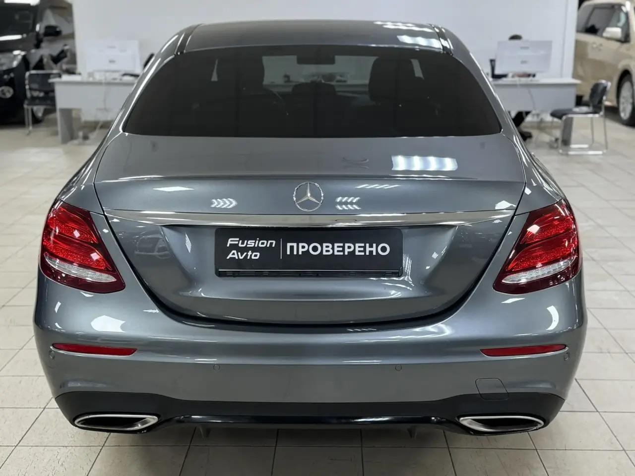 Mercedes-Benz E-Класс