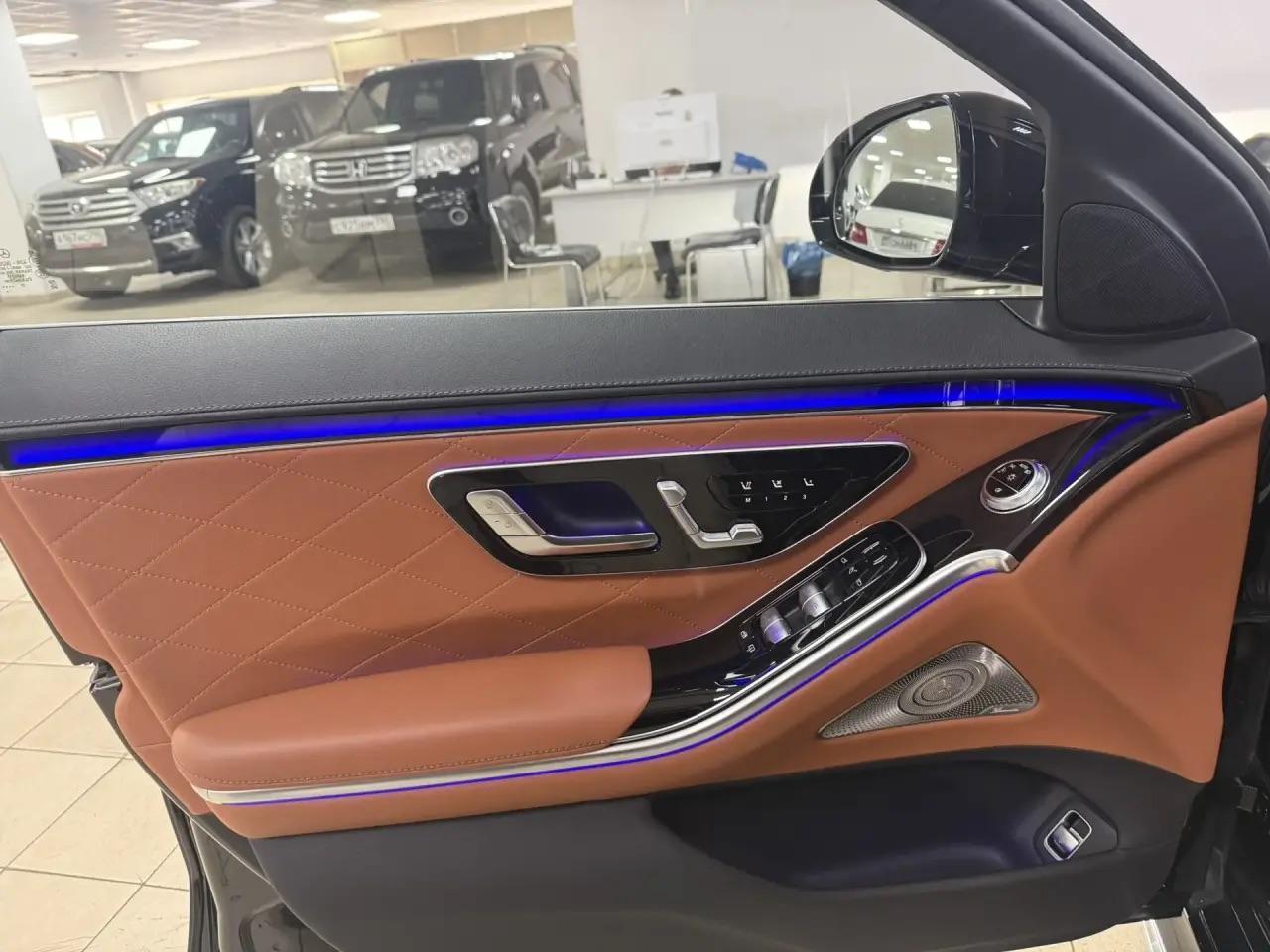 Mercedes-Benz S-Класс