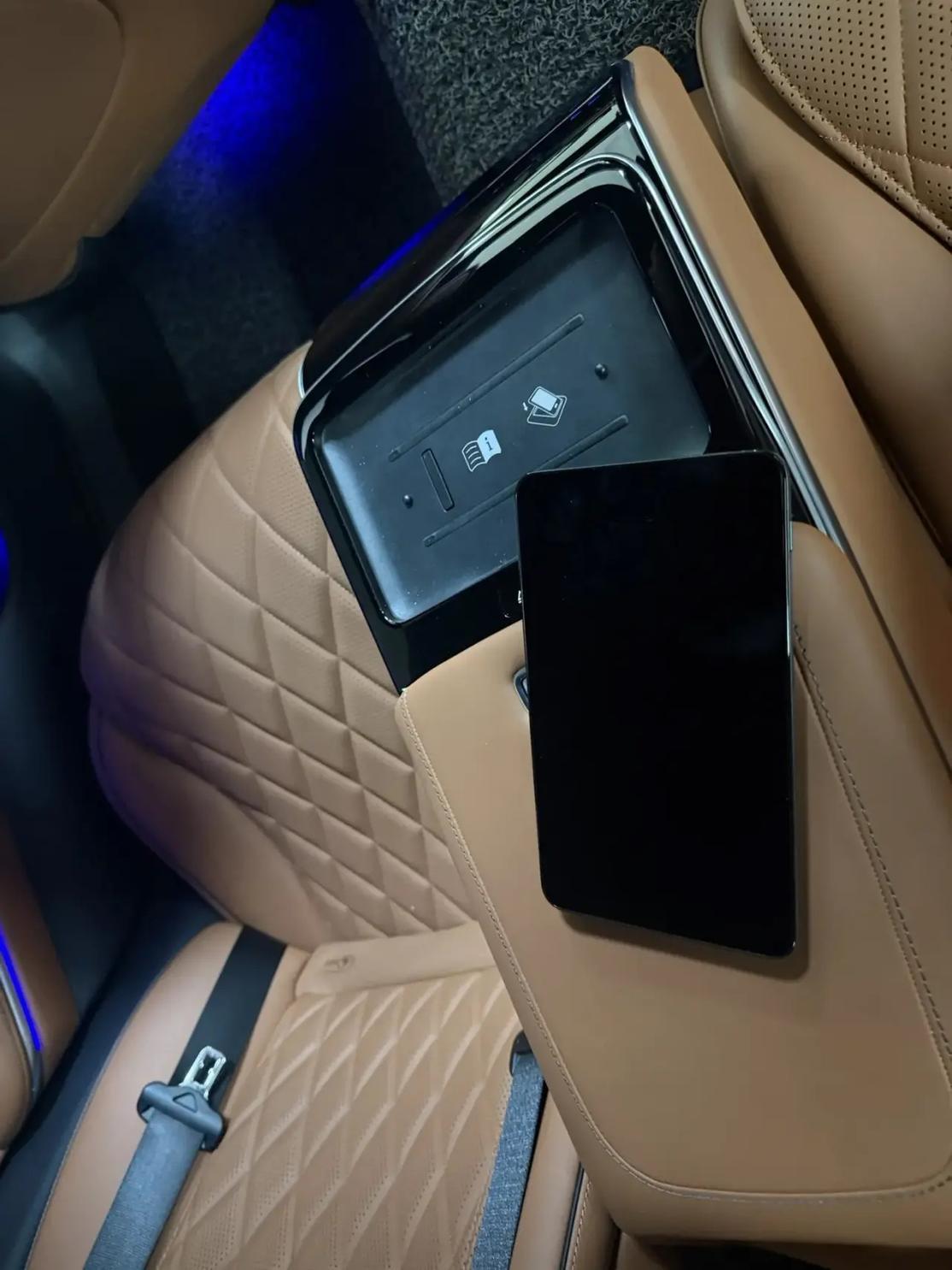 Mercedes-Benz S-Класс