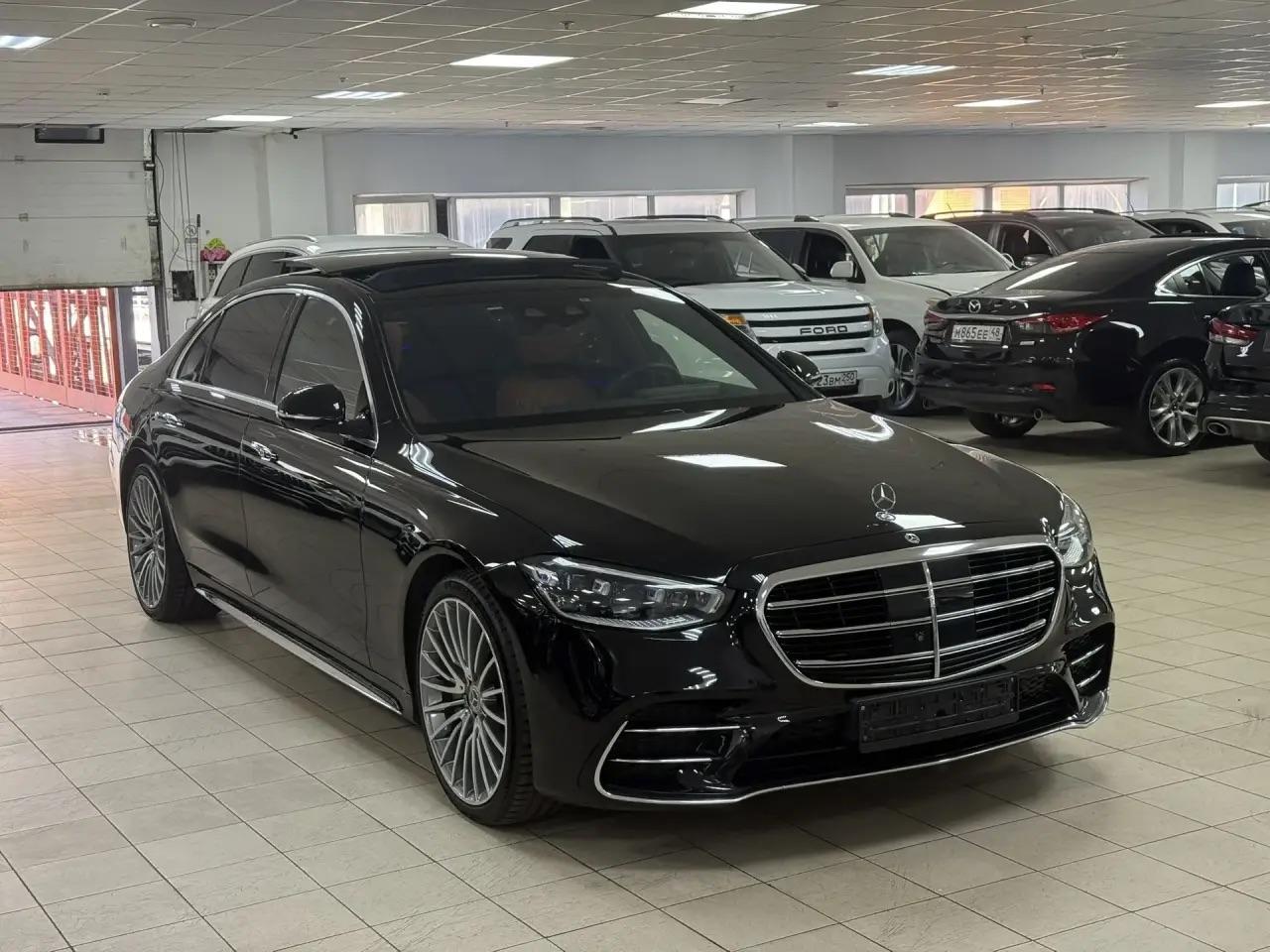 Mercedes-Benz S-Класс